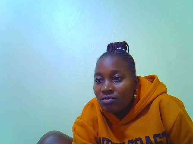 Molly-22 webcam
