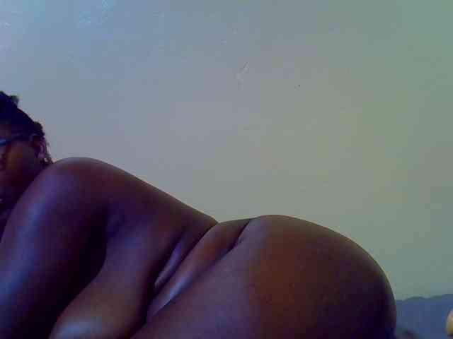 Molly-22 webcam