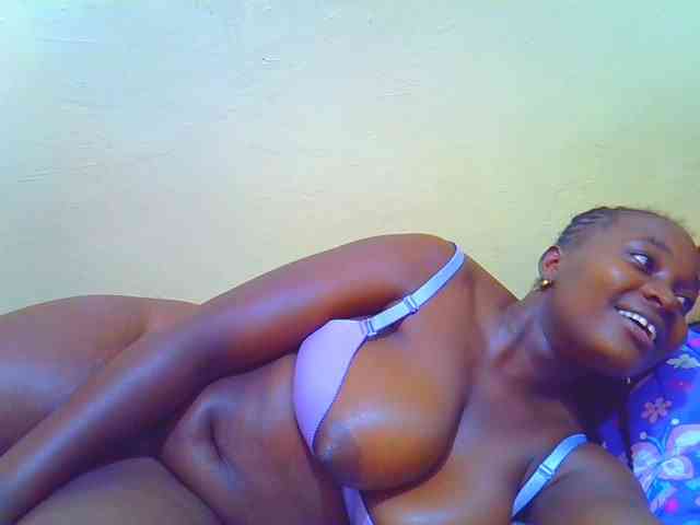 Molly-22 webcam