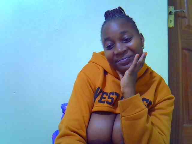 Molly-22 webcam