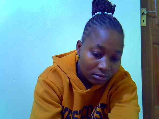Molly-22 webcam