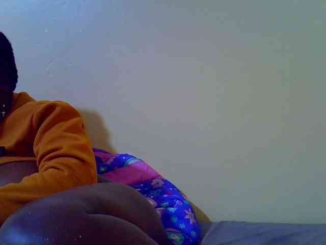 Molly-22 webcam