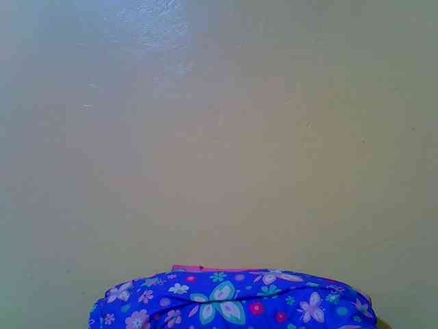 Molly-22 webcam