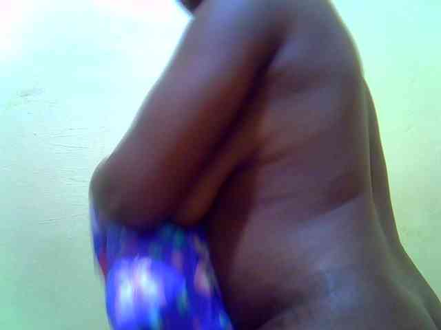 Molly-22 webcam