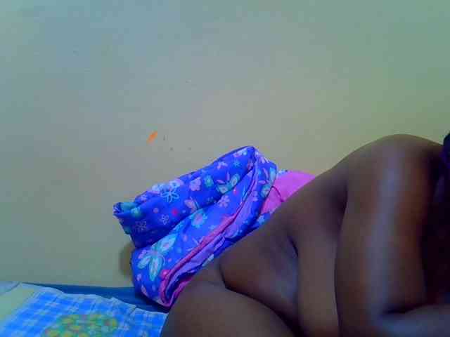 Molly-22 webcam