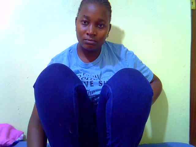 Molly-22 webcam