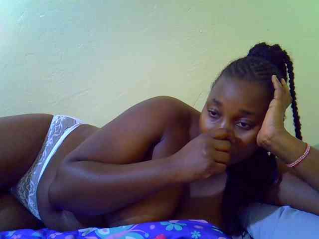 Molly-22 webcam