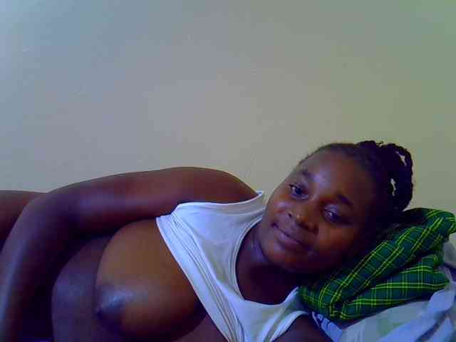 Molly-22 webcam