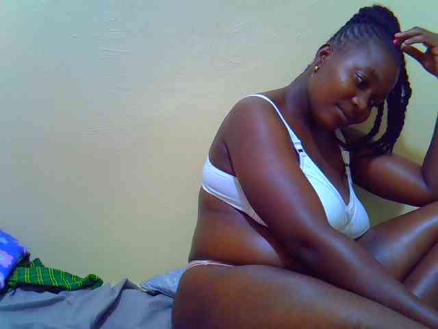 Molly-22 webcam