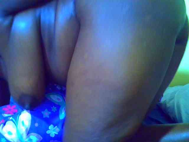 Molly-22 webcam