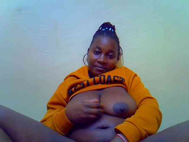 Molly-22 webcam