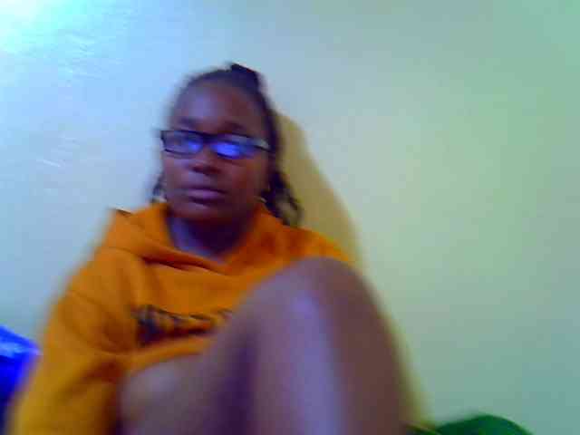 Molly-22 webcam