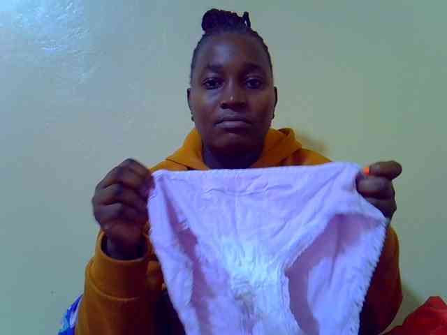 Molly-22 webcam