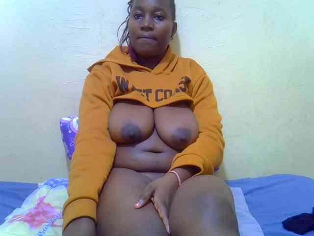 Molly-22 webcam