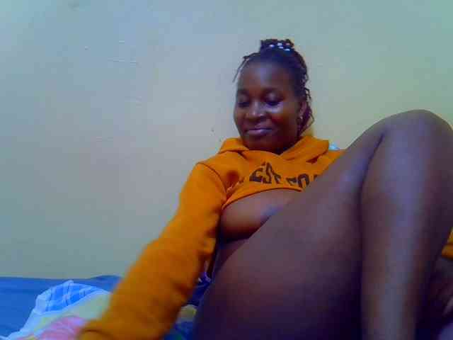 Molly-22 webcam