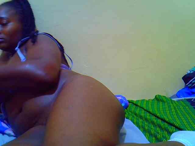 Molly-22 webcam