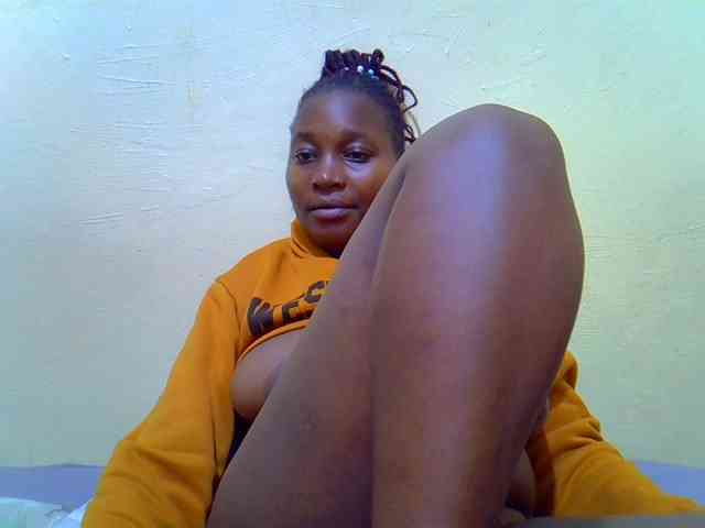 Molly-22 webcam