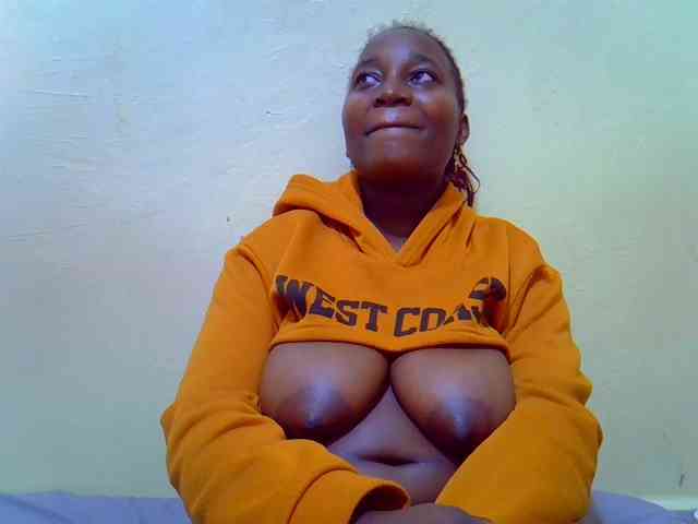 Molly-22 webcam