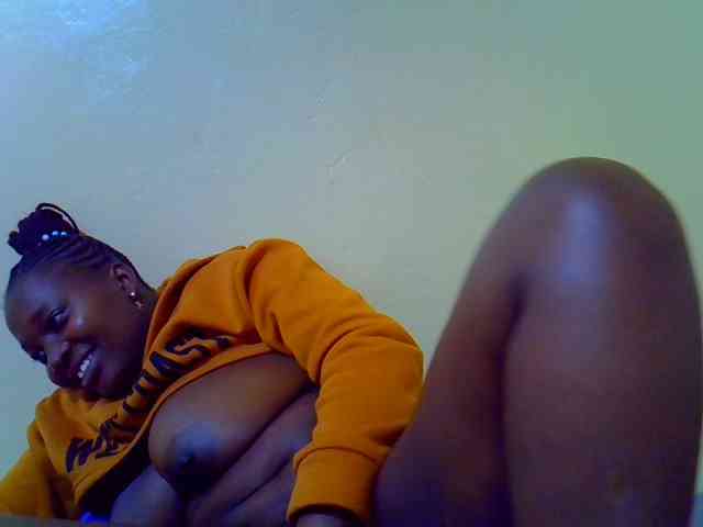Molly-22 webcam