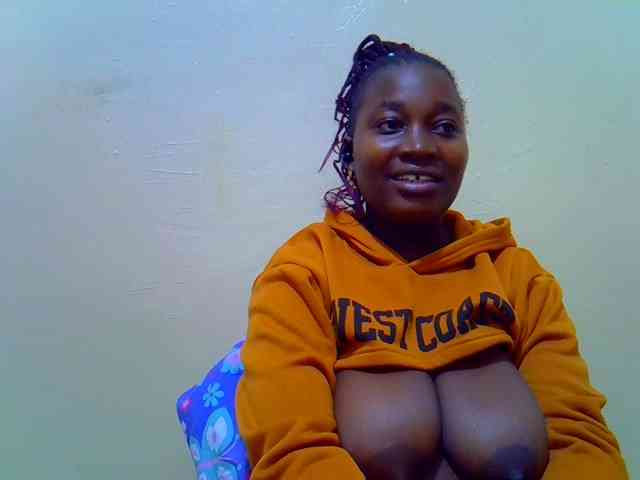 Molly-22 webcam
