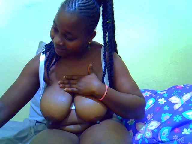 Molly-22 webcam