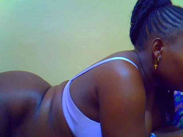 Molly-22 webcam
