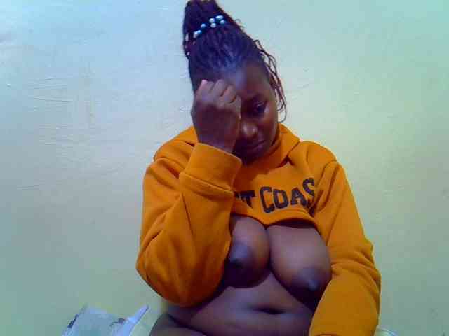 Molly-22 webcam