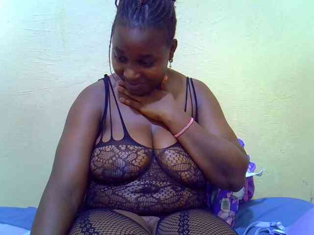 Molly-22 webcam