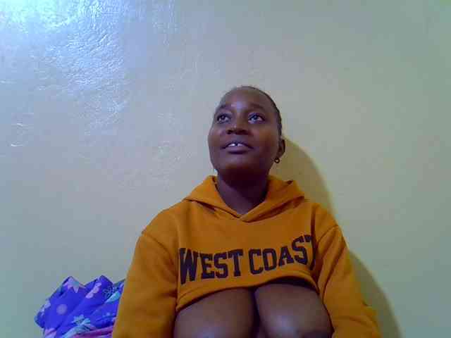 Molly-22 webcam