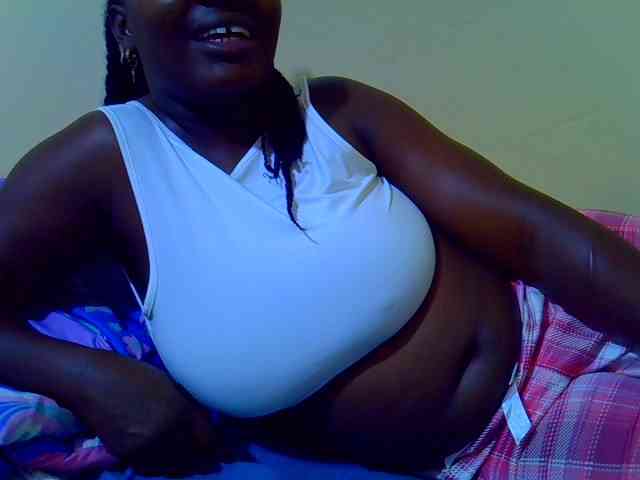 Molly-22 webcam
