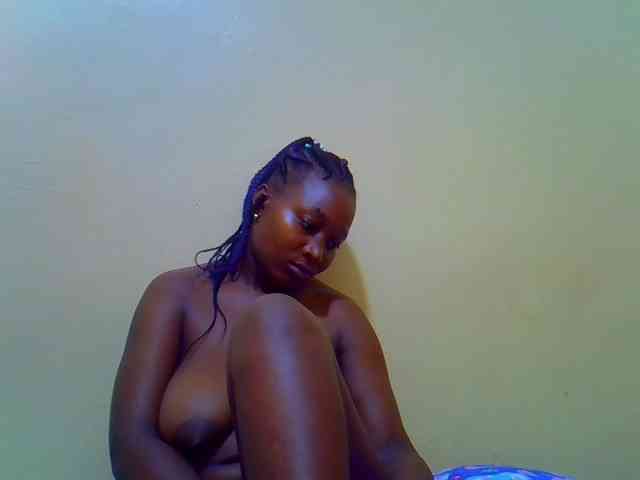 Molly-22 webcam