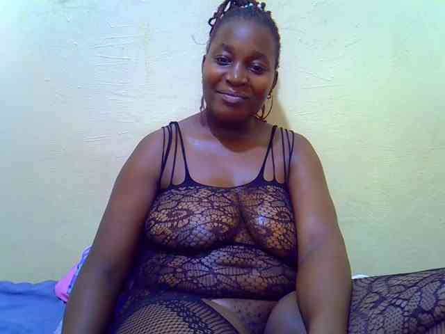 Molly-22 webcam