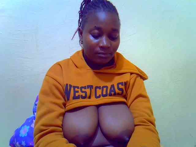 Molly-22 webcam