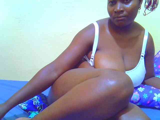 Molly-22 webcam