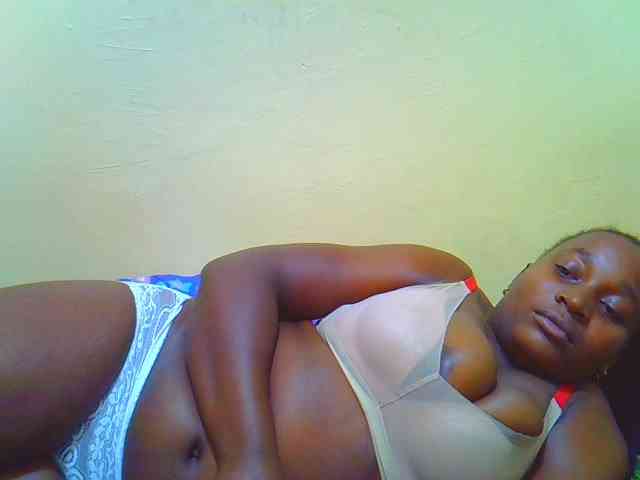 Molly-22 webcam