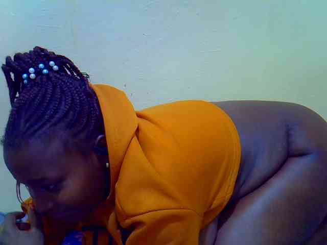 Molly-22 webcam