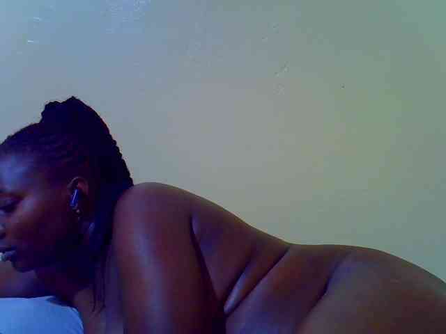 Molly-22 webcam