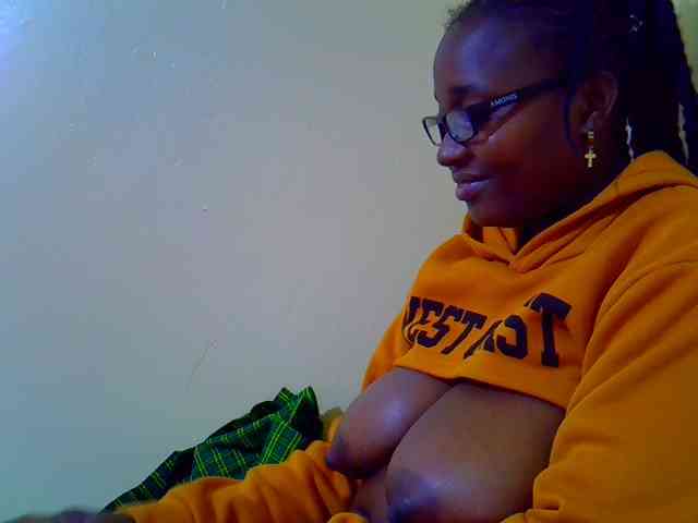 Molly-22 webcam