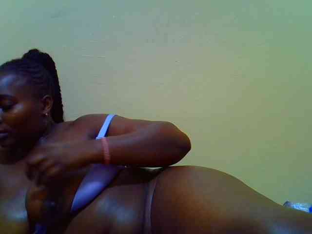 Molly-22 webcam