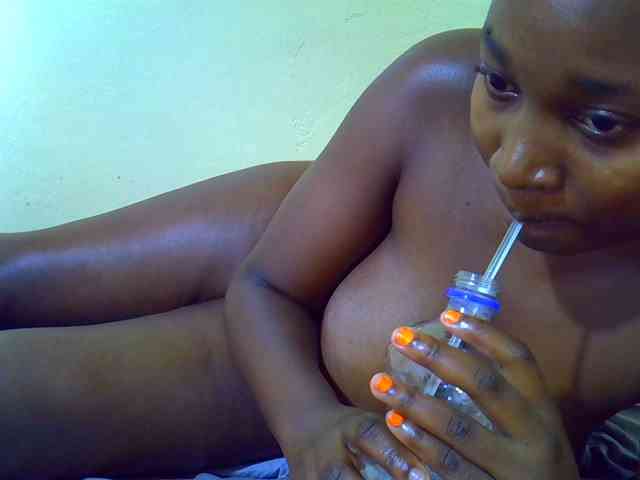 Molly-22 webcam