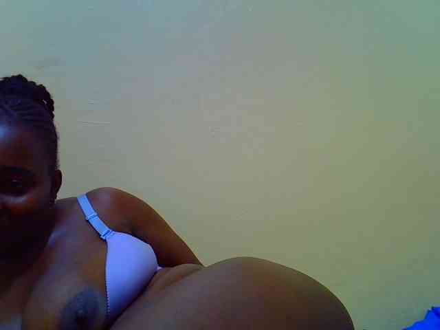 Molly-22 webcam