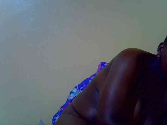 Molly-22 webcam