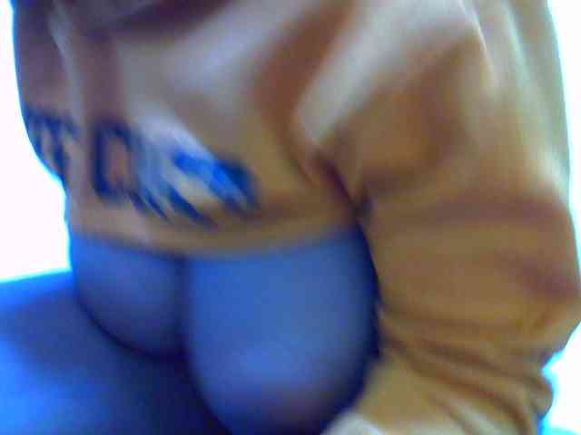 Molly-22 webcam