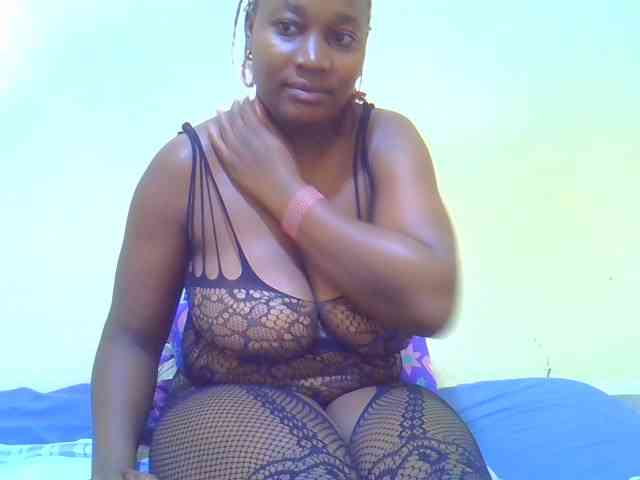Molly-22 webcam