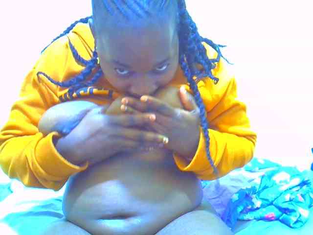 Molly-22 webcam