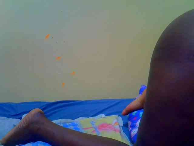 Molly-22 webcam