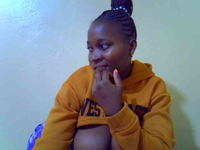 Molly-22 webcam