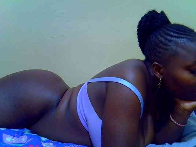 Molly-22 webcam