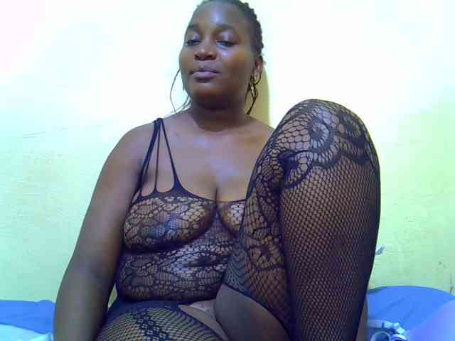 Molly-22 webcam