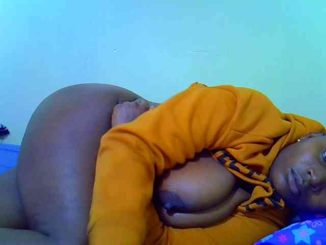 Molly-22 webcam